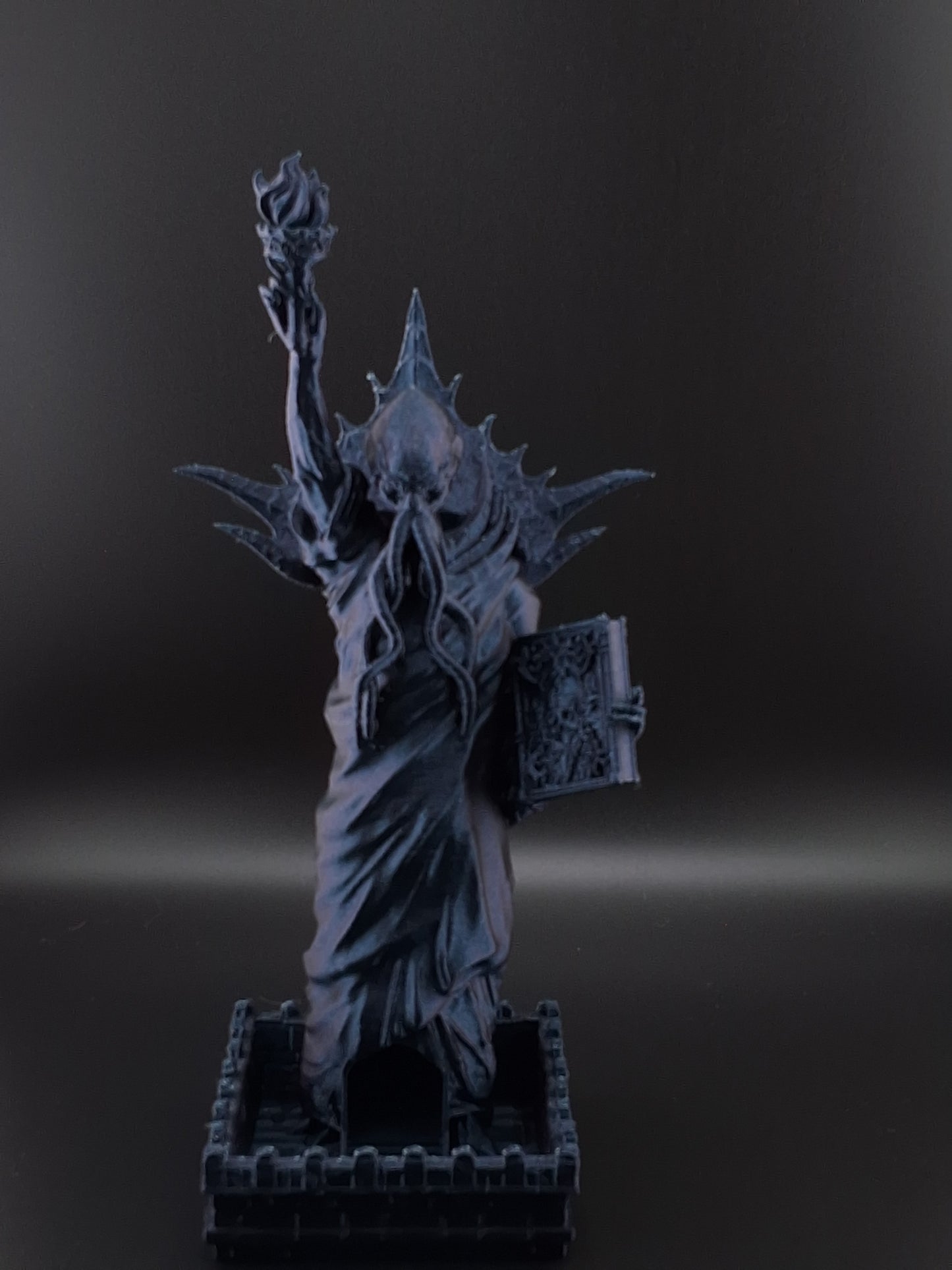 Mind Flayer Liberty Dice Tower