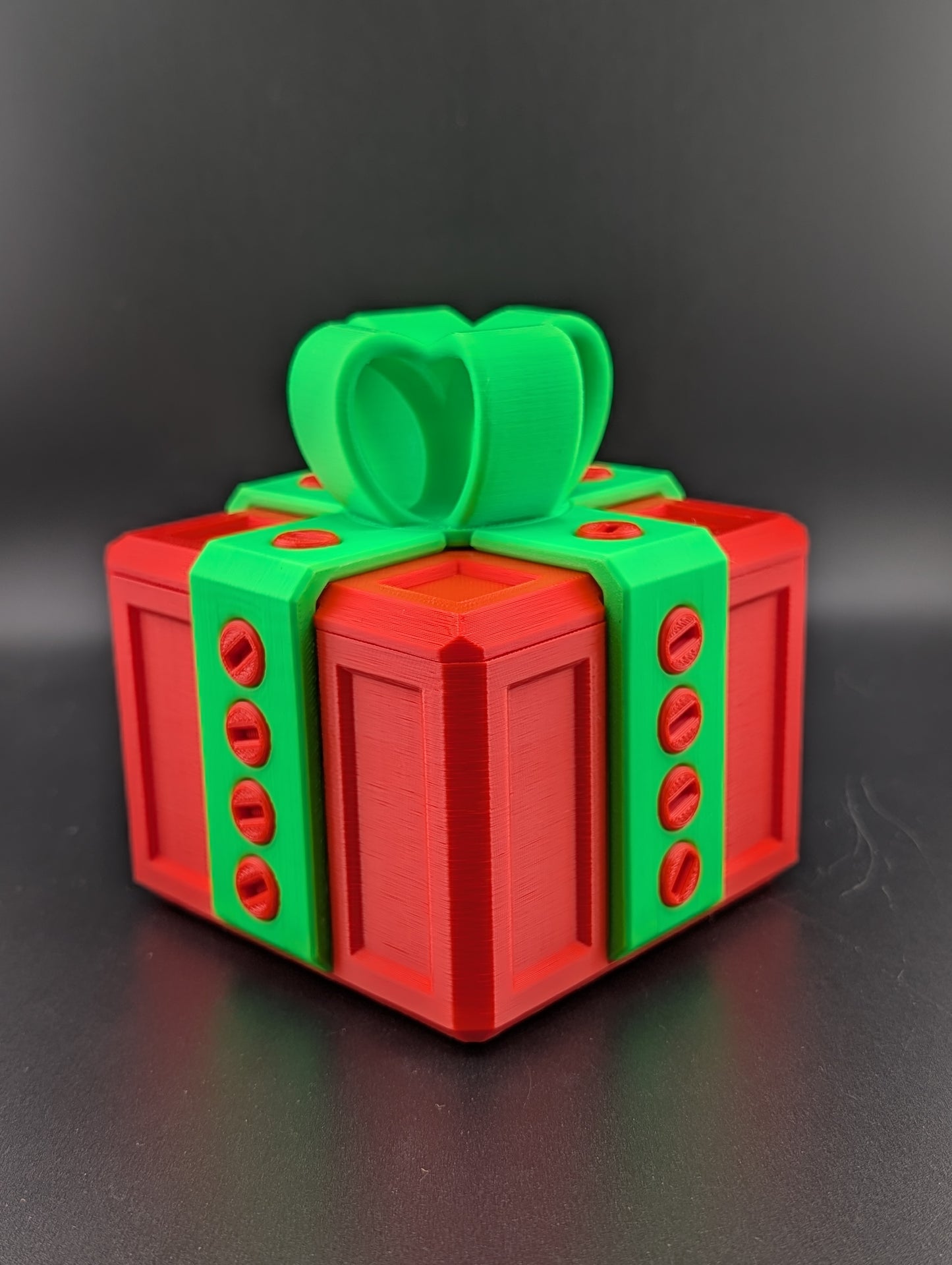 Annoying gift box
